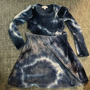 Design History girls velour dress size 5 with cut-outs